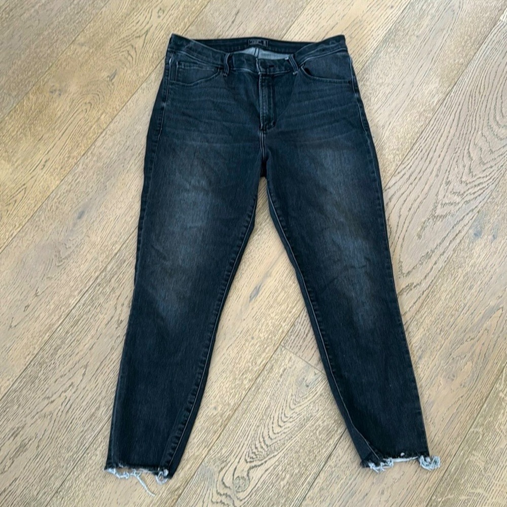 Abercrombie & Fitch High Rise Super Skinny Ankle Jeans - 32/14R